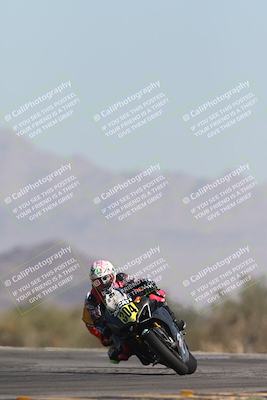 media/Oct-26-2025-Race Pace (Sun) [[c1447ca738]]/Non Verified (1st 20 Minutes of every Hour)/4-Turn 14 (1110am)/